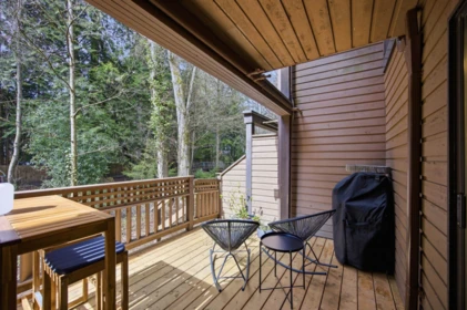 Mudroom Photo of 3321 Mountain Highway, North Vancouver, BC