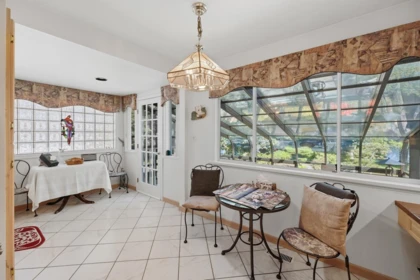 Breakfast Nook Photo of 2727 W 36th Avenue, Vancouver, BC