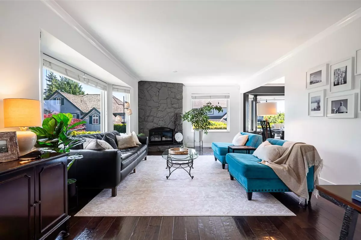 Family Room Photo of 1429 133a Street, Surrey, BC