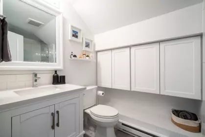 Hallway Photo of 1429 133a Street, Surrey, BC