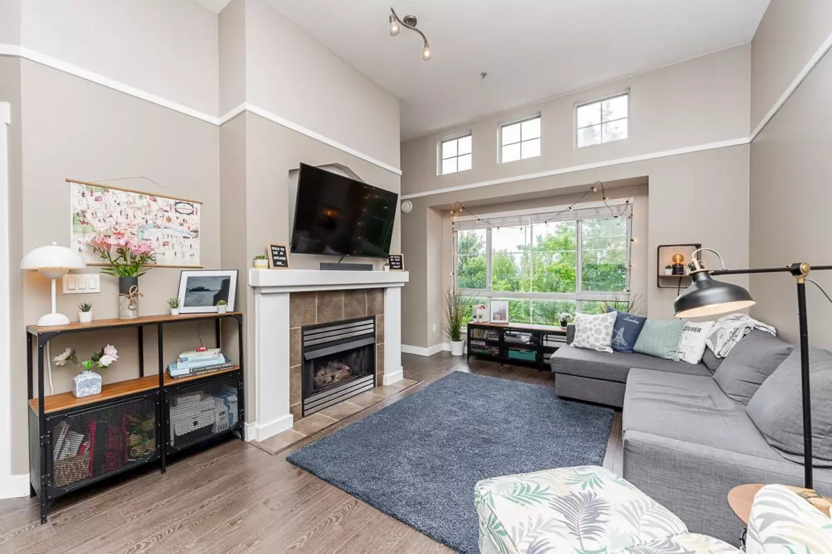Living Room Photo of 331 19528 Fraser Highway, Surrey, BC