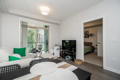 Primary Bedroom Photo of 307 45562 Airport Road, Chilliwack, BC