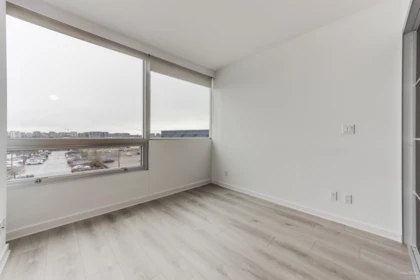Primary Bedroom Photo of 823 8080 Cambie Road, Richmond, BC