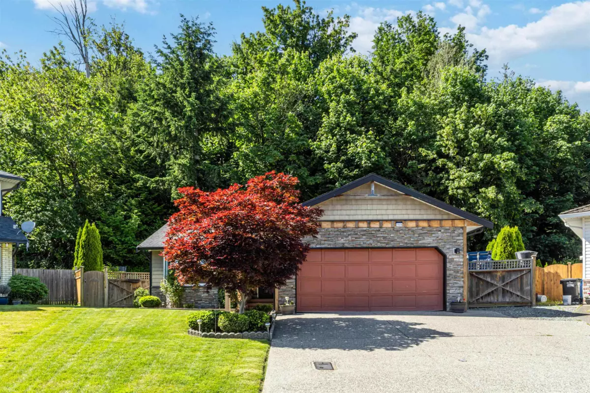 Family Room Photo of 31438 Chalmers Place, Abbotsford, BC