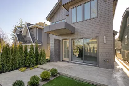 2380 E 5th Avenue, Vancouver, BC, Vancouver — Half Duplex for sale