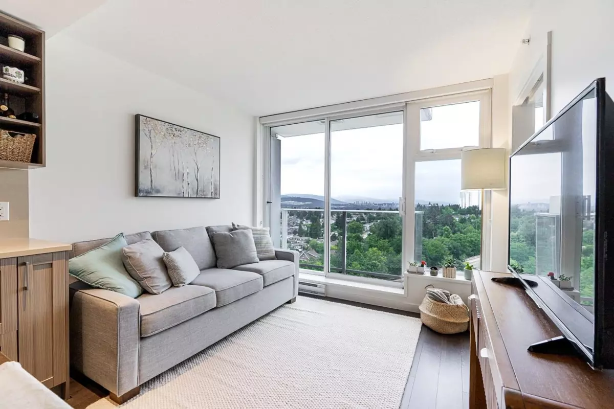 Dining Area Photo of 1806 5515 Boundary Road, Vancouver, BC