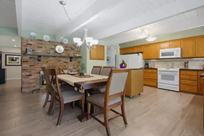 Primary Bedroom Photo of 20214 Patterson Avenue, Maple Ridge, BC