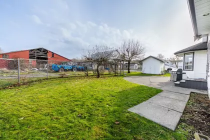 Garden / Landscaping Photo of 174 176 Street, Surrey, BC