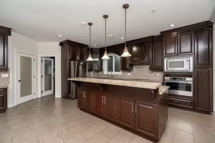 Breakfast Nook Photo of 3701 Lincoln Avenue, Coquitlam, BC