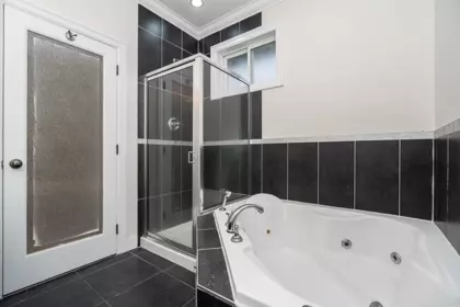 Guest Bathroom Photo of 3701 Lincoln Avenue, Coquitlam, BC