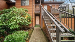 916 10620 150 Street, Surrey, BC