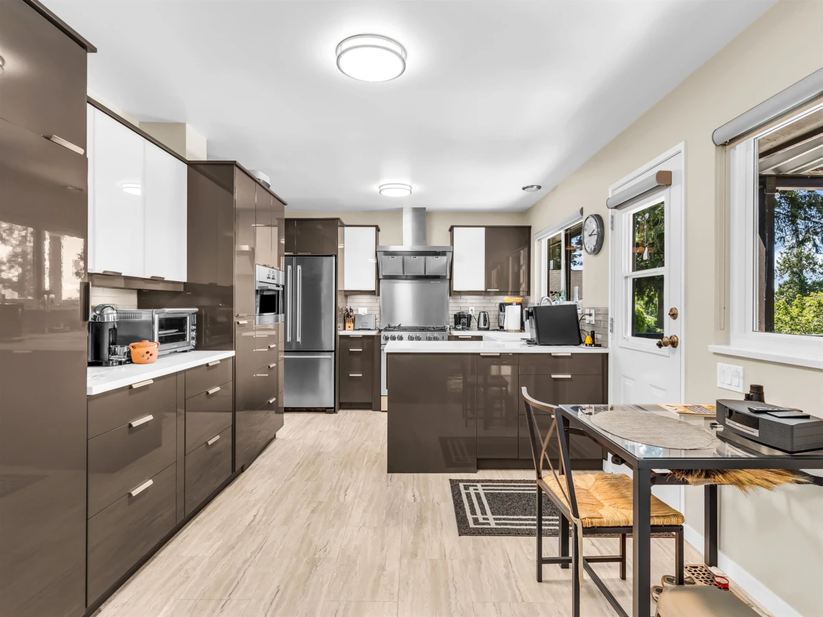 Dining Area Photo of 5261 Upland Drive, Delta, BC