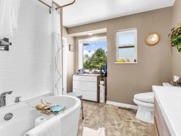 Basement Recreation Room Photo of 5261 Upland Drive, Delta, BC