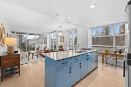 708 188 E Esplanade, North Vancouver, BC, North Vancouver — Apartment/Condo for sale