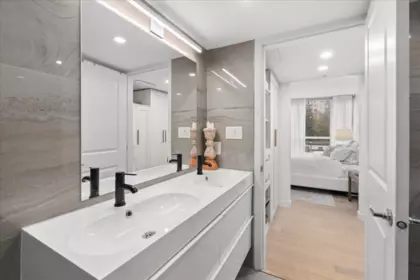 Laundry Room Photo of 708 188 E Esplanade, North Vancouver, BC