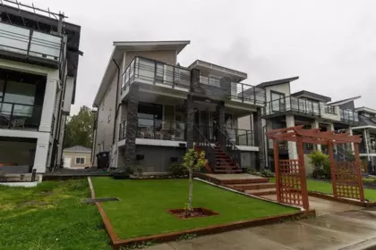 1411 Salter Street, New Westminster, BC, New Westminster — Single Family Residence for sale