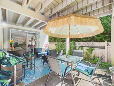Swimming Pool Photo of 35 Wildwood Drive, Port Moody, BC