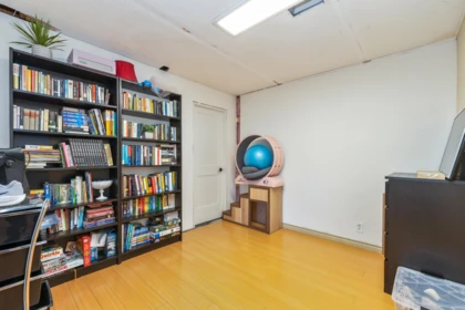 Office / Den Photo of 1510 Kent Avenue, Port Coquitlam, BC
