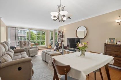 Kitchen Island Photo of 511 518 Moberly Road, Vancouver, BC