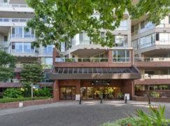 511 518 Moberly Road, Vancouver, BC
