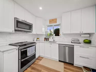 6022 E Greenside Drive, Surrey, BC, Surrey — Townhouse for sale