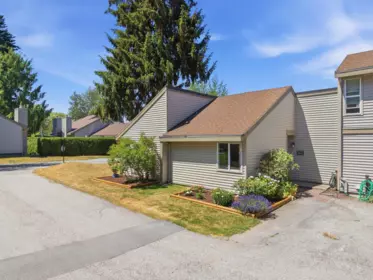 Front Yard Photo of 6022 E Greenside Drive, Surrey, BC