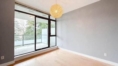 Breakfast Nook Photo of 909 7088 18th Avenue, Burnaby, BC