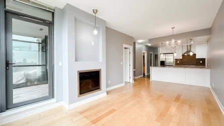 Kitchen Photo of 909 7088 18th Avenue, Burnaby, BC