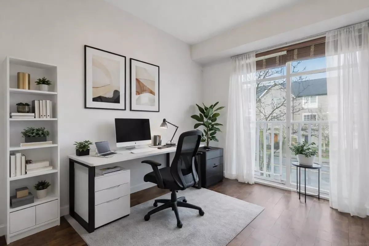 Dining Area Photo of 18 20738 84 Avenue, Langley, BC