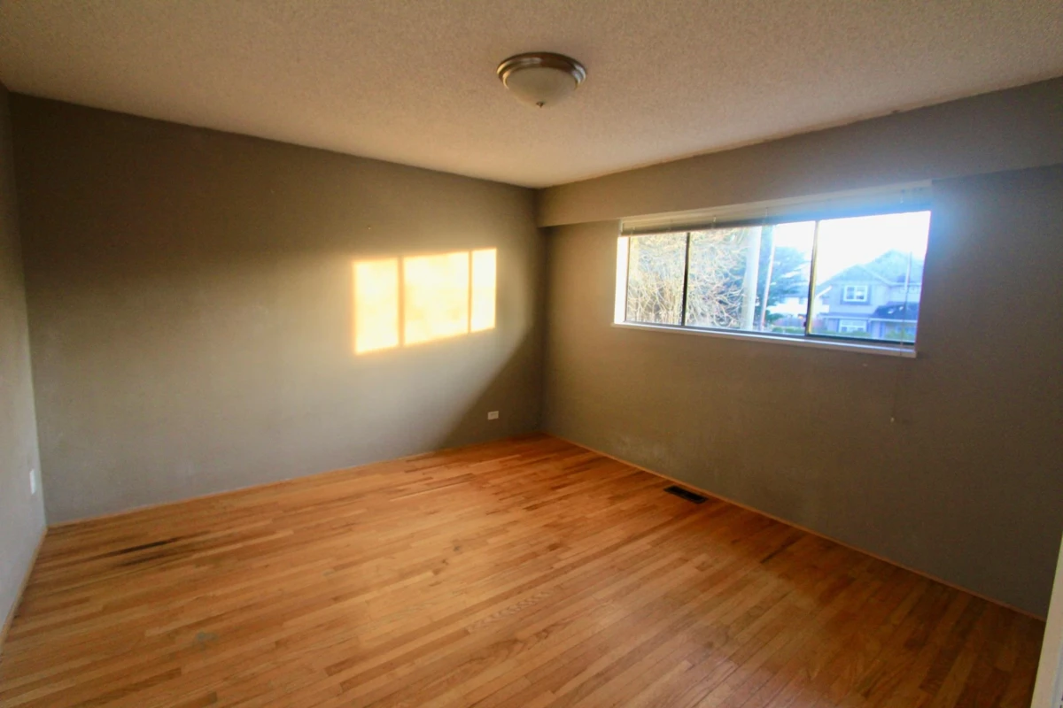 Dining Area Photo of 4751 - 4771 Steveston Highway, Richmond, BC