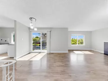 Kitchen Island Photo of 6299 Azure Road, Richmond, BC