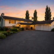 32041 Debreen Crescent, Abbotsford, BC