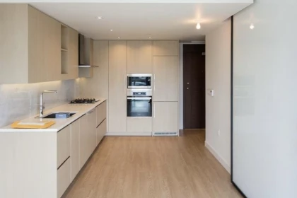 Kitchen Photo of 2110 89 Nelson Street, Vancouver, BC