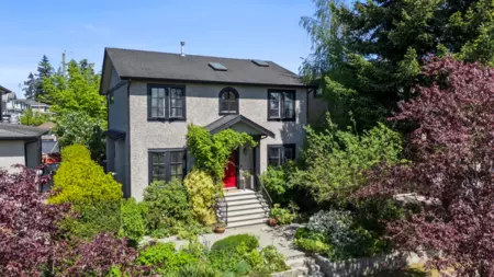 125 W 39th Avenue, Vancouver, BC, Vancouver — Single Family Residence for sale