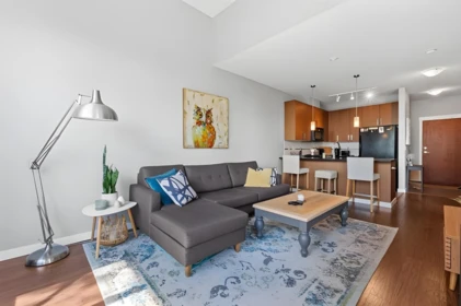 Kitchen Photo of 421 15918 26 Avenue, Surrey, BC