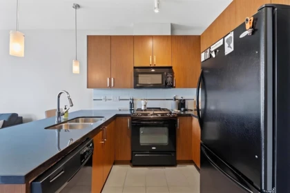 Pantry Photo of 421 15918 26 Avenue, Surrey, BC