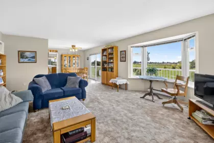 Breakfast Nook Photo of 14221 Mckechnie Road, Pitt Meadows, BC