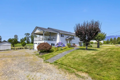 14221 Mckechnie Road, Pitt Meadows, BC, Pitt Meadows — Single Family Residence for sale