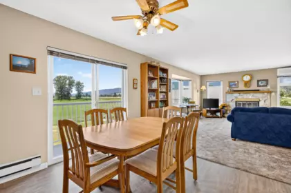 Kitchen Photo of 14221 Mckechnie Road, Pitt Meadows, BC