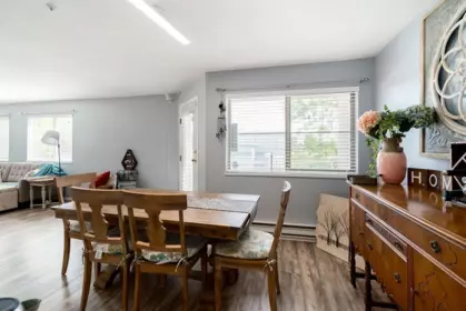 Kitchen Photo of 203 19130 Ford Road, Pitt Meadows, BC