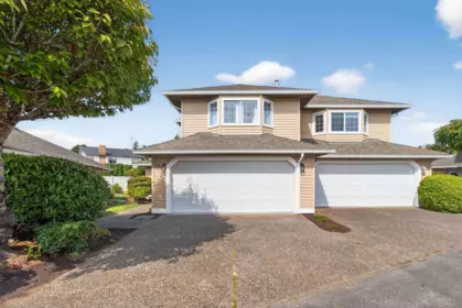 Outdoor Deck Photo of 116 15121 19 Avenue, Surrey, BC