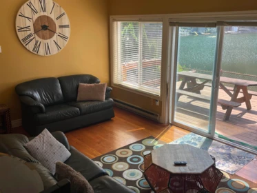 Breakfast Nook Photo of 44143 Bayview Road, Mission, BC