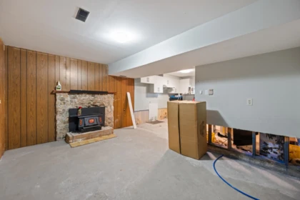 Garage Interior Photo of 2519 Magnolia Crescent, Abbotsford, BC