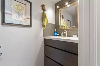 Guest Bathroom Photo of 1108 45650 Mcintosh Drive, Chilliwack, BC