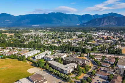 Neighborhood Park Photo Near 1108 45650 Mcintosh Drive, Chilliwack, BC