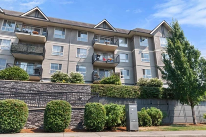 413 9000 Birch Street, Chilliwack, BC, Chilliwack — Apartment/Condo for sale