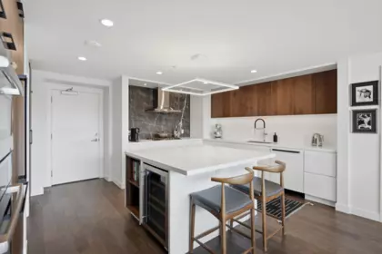 Kitchen Photo of 416 1526 Finlay Street, White Rock, BC