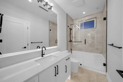 Basement Recreation Room Photo of 1 8408 17th Avenue, Burnaby, BC