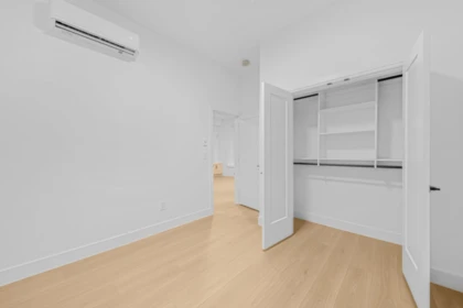 Mudroom Photo of 1 8408 17th Avenue, Burnaby, BC