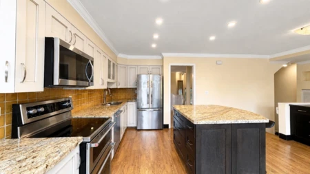Breakfast Nook Photo of 2387 Quayside Court, Vancouver, BC
